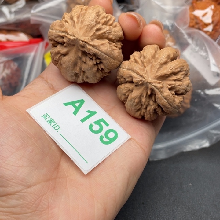 乖***嘎吊坠文玩核桃核桃