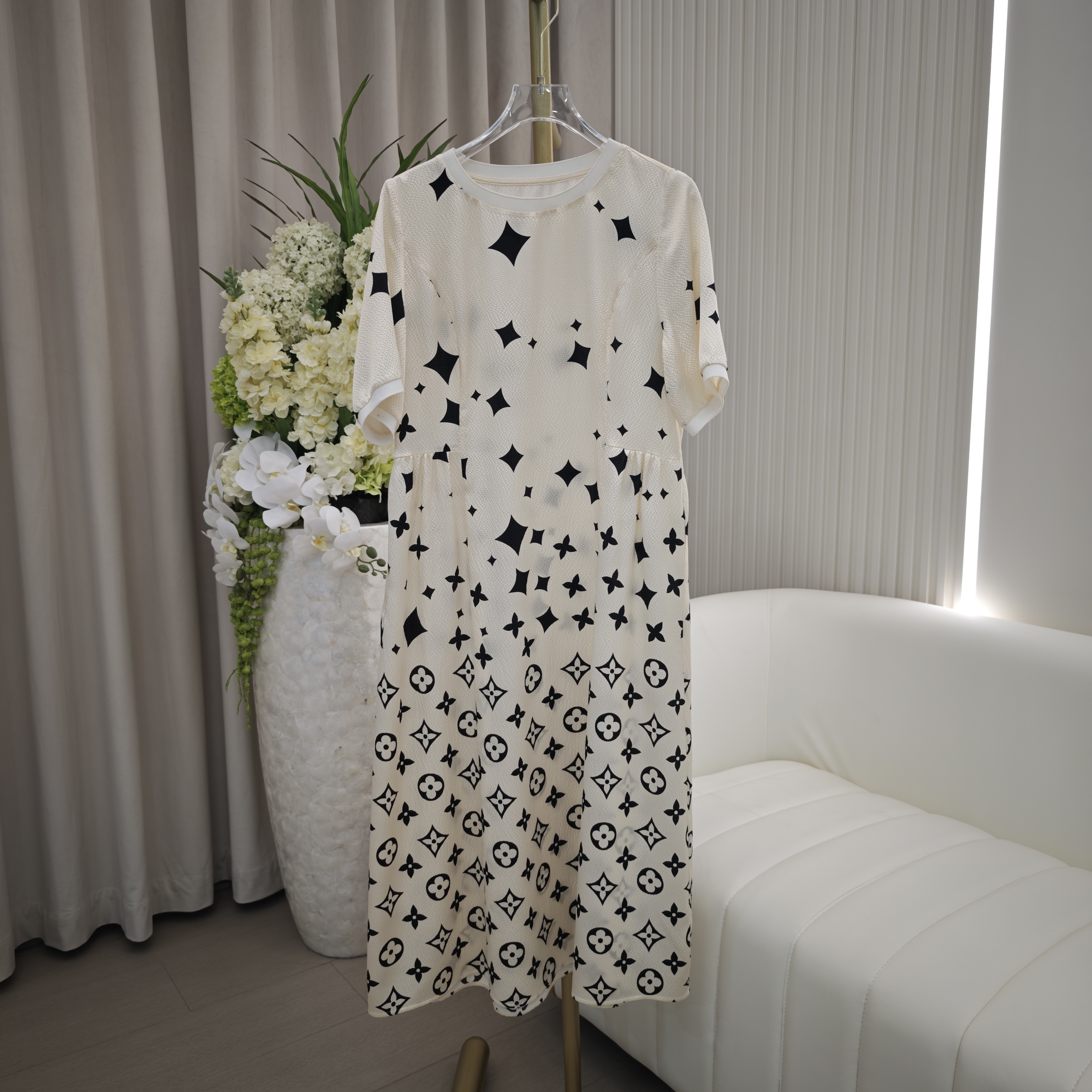 【宸慕】重磅桑蚕丝珍珠缎高端气质连衣裙25620