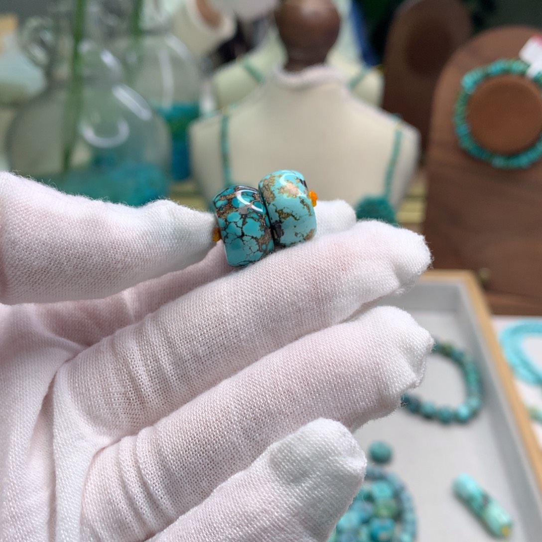 绿松石未镶嵌饰品