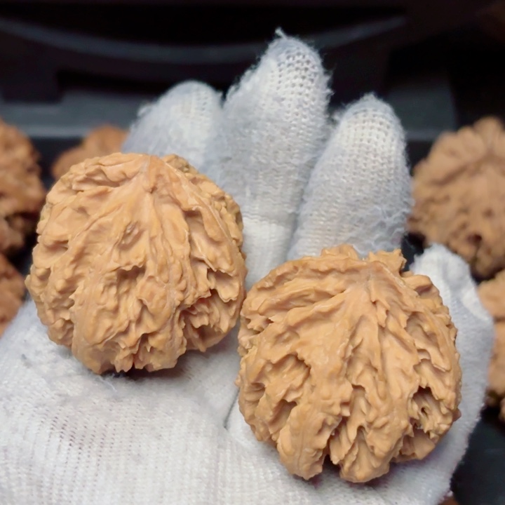 瑞***缘文玩核桃吊坠秦岭灯笼36