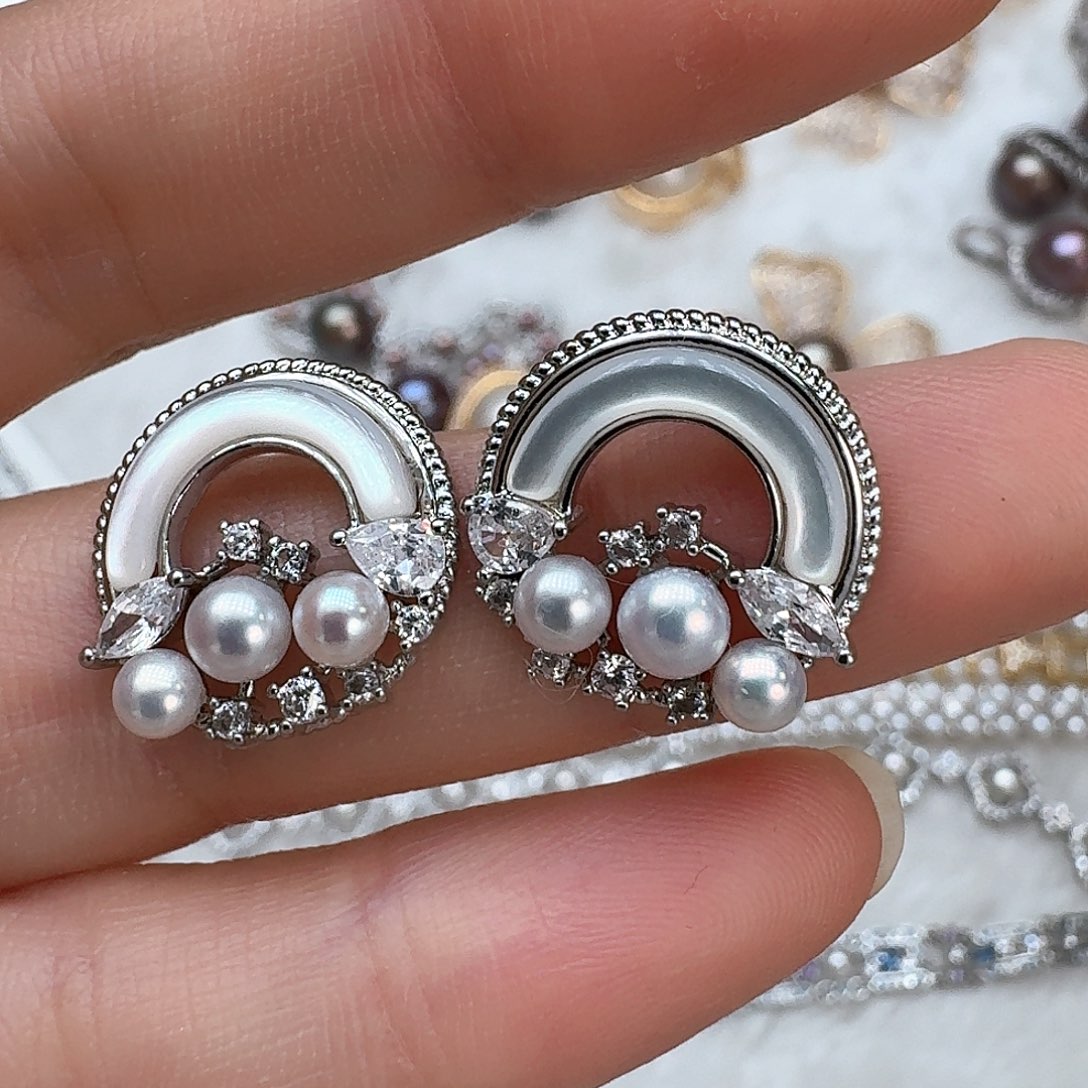 未镶嵌淡水珍珠耳饰