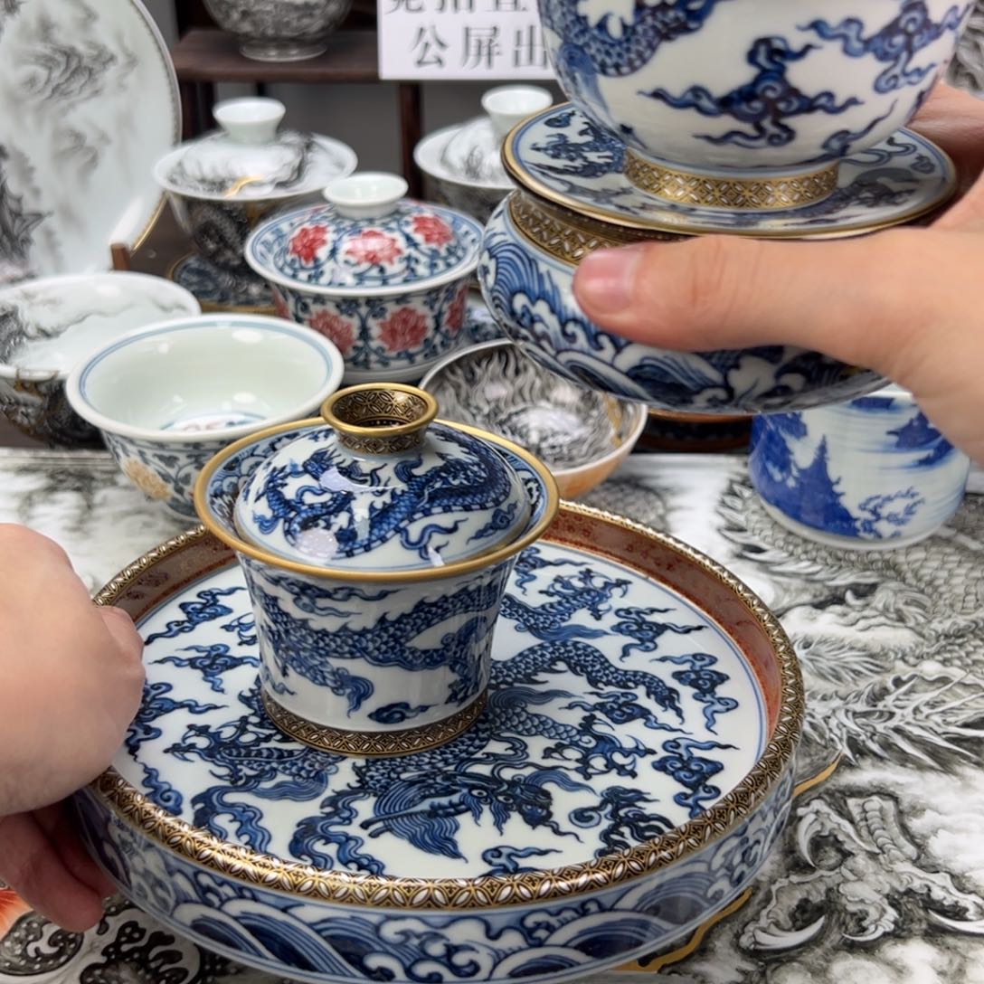 周***两景德镇手工手绘陶瓷