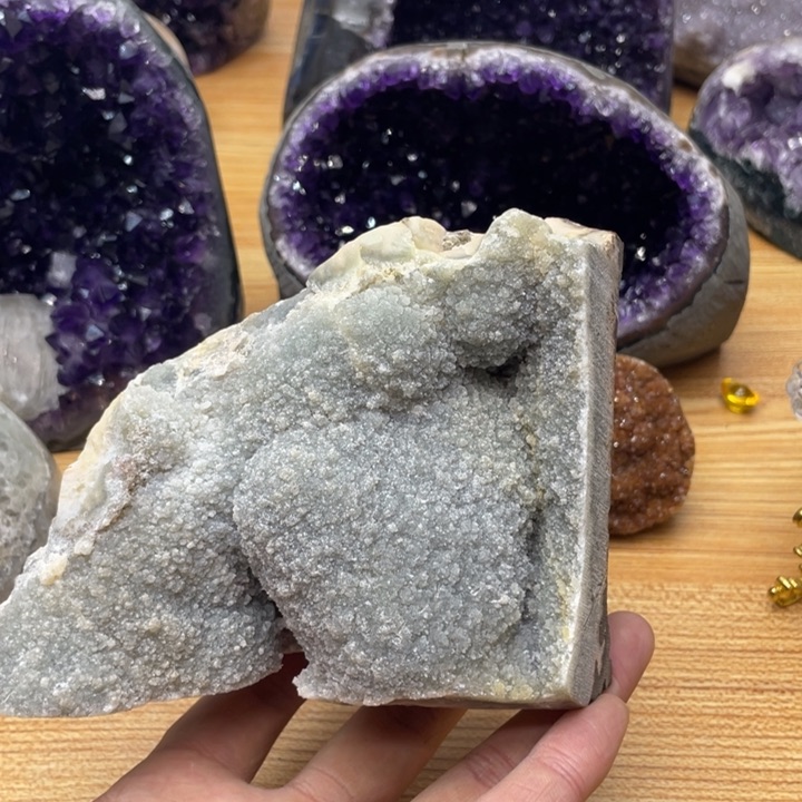 紫晶水晶摆件未镶嵌