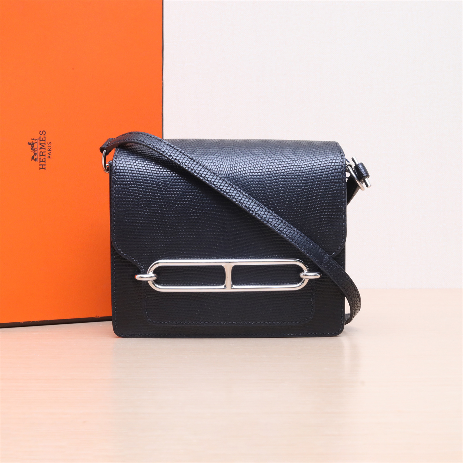 99新 Hermes/爱马仕 活动【小花Han】 猪鼻子 19 黑色 蜥蜥皮 Z刻包