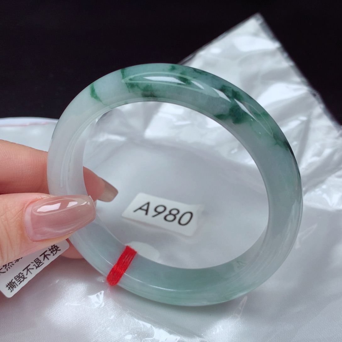 翡翠手镯未镶嵌手镯58