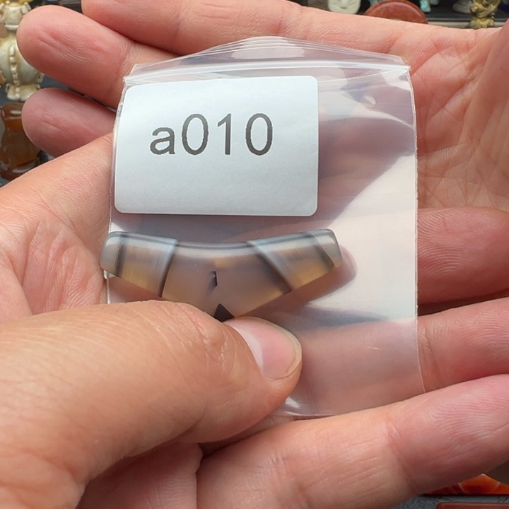 玛瑙/玉髓未镶嵌珠宝半成品