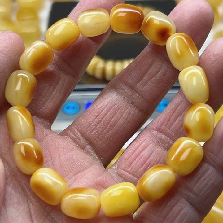 琥珀（矿物珀）手串未镶嵌