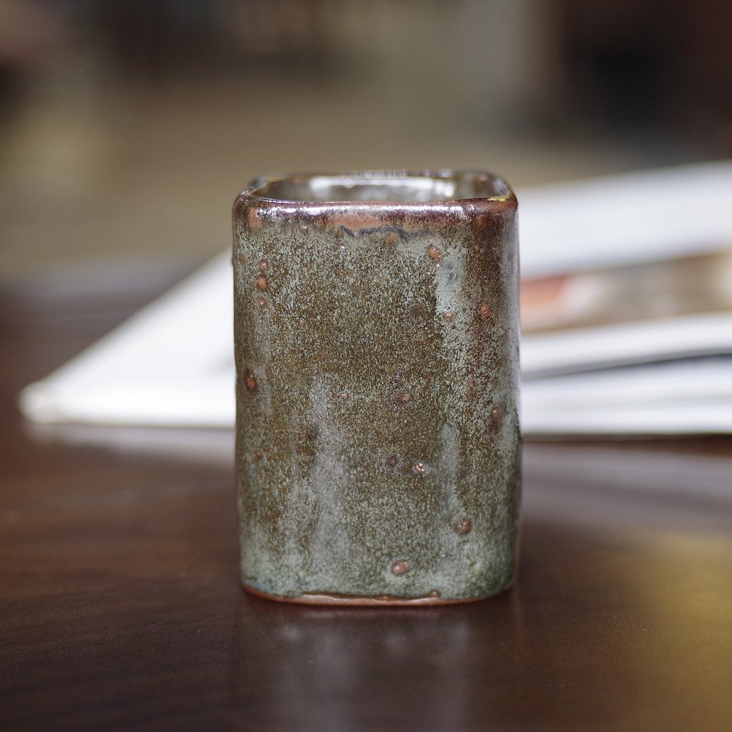 青铜绿点角杯高档个人专用中式复古品茗茶杯主人杯