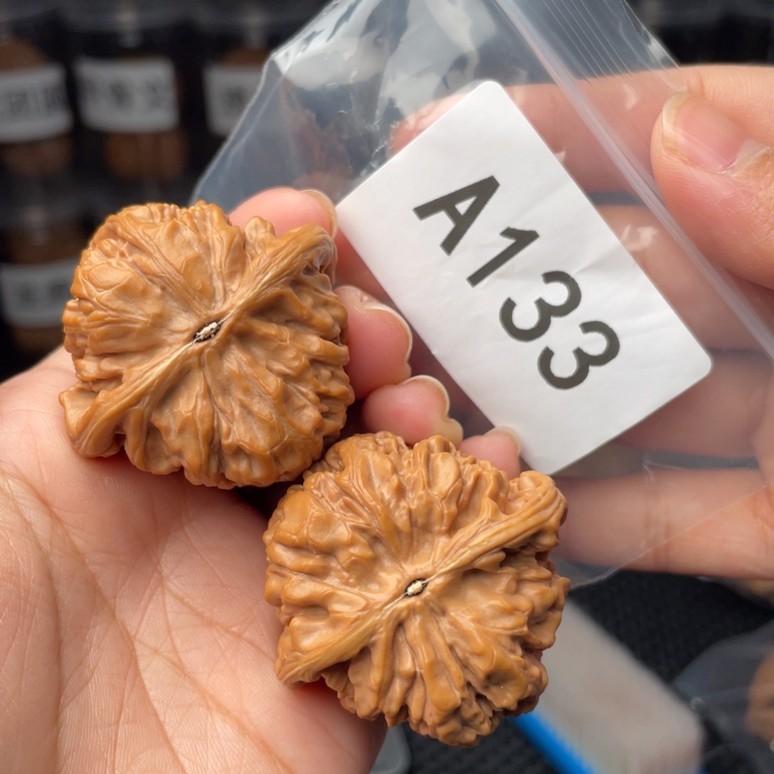 文玩核桃把件扒****_42凤凰台