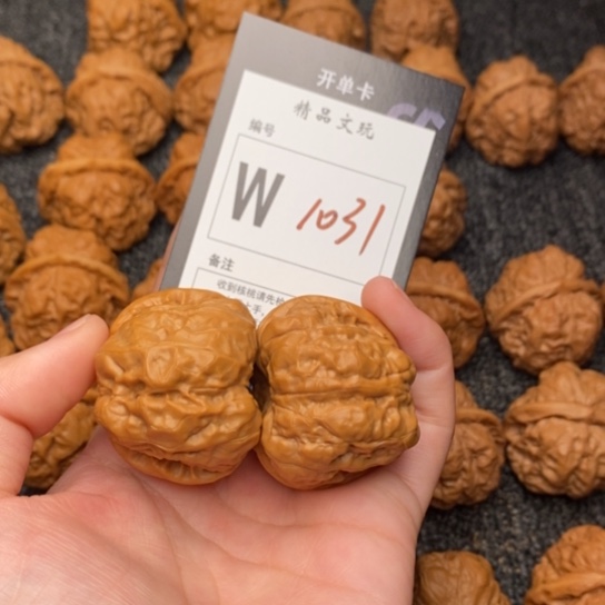 吊坠桃核我是第一百40