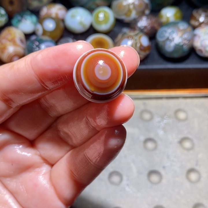 未镶嵌玛瑙/玉髓珠宝半成品时***！