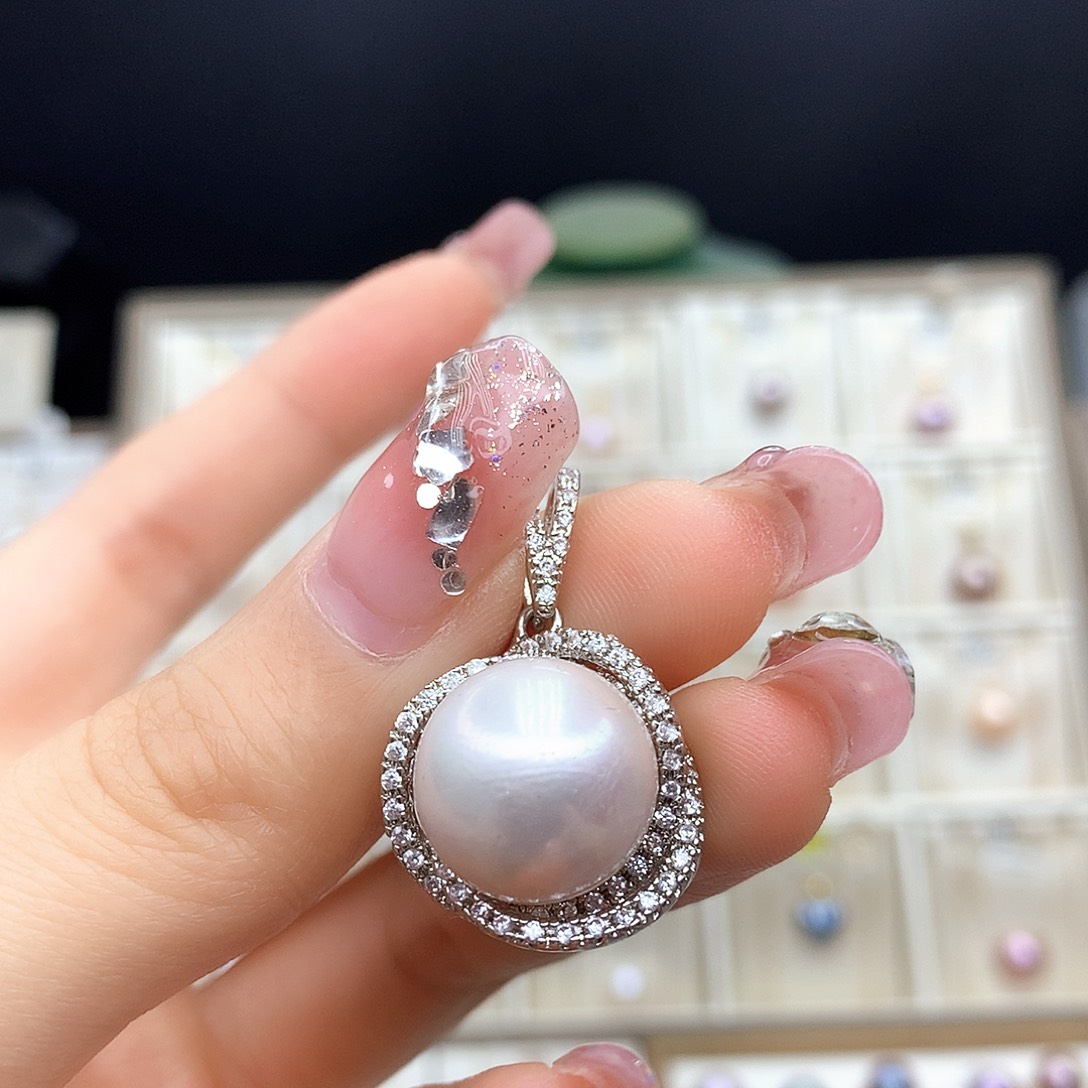 淡水珍珠颈饰合金