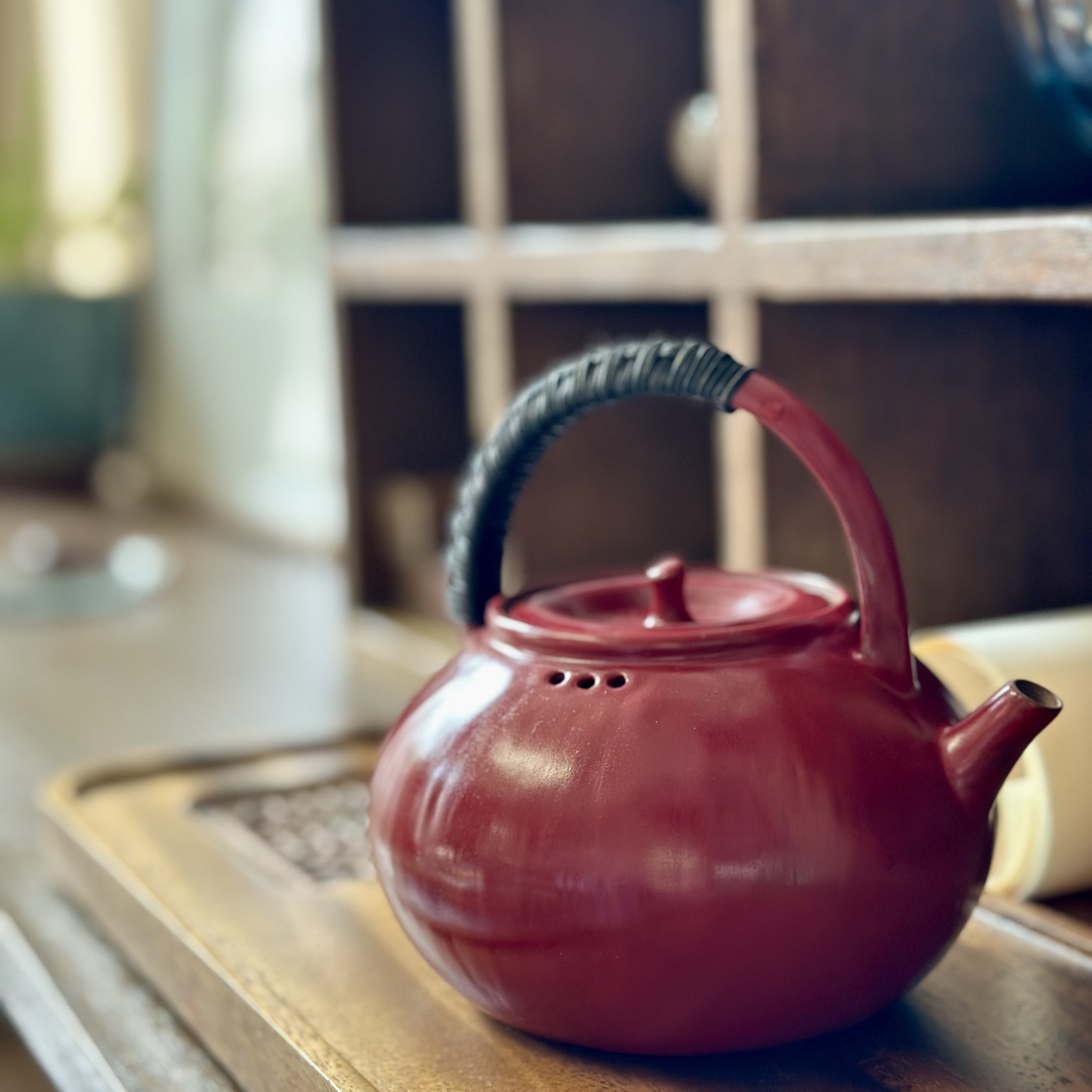 手工陶壶藤编提梁壶