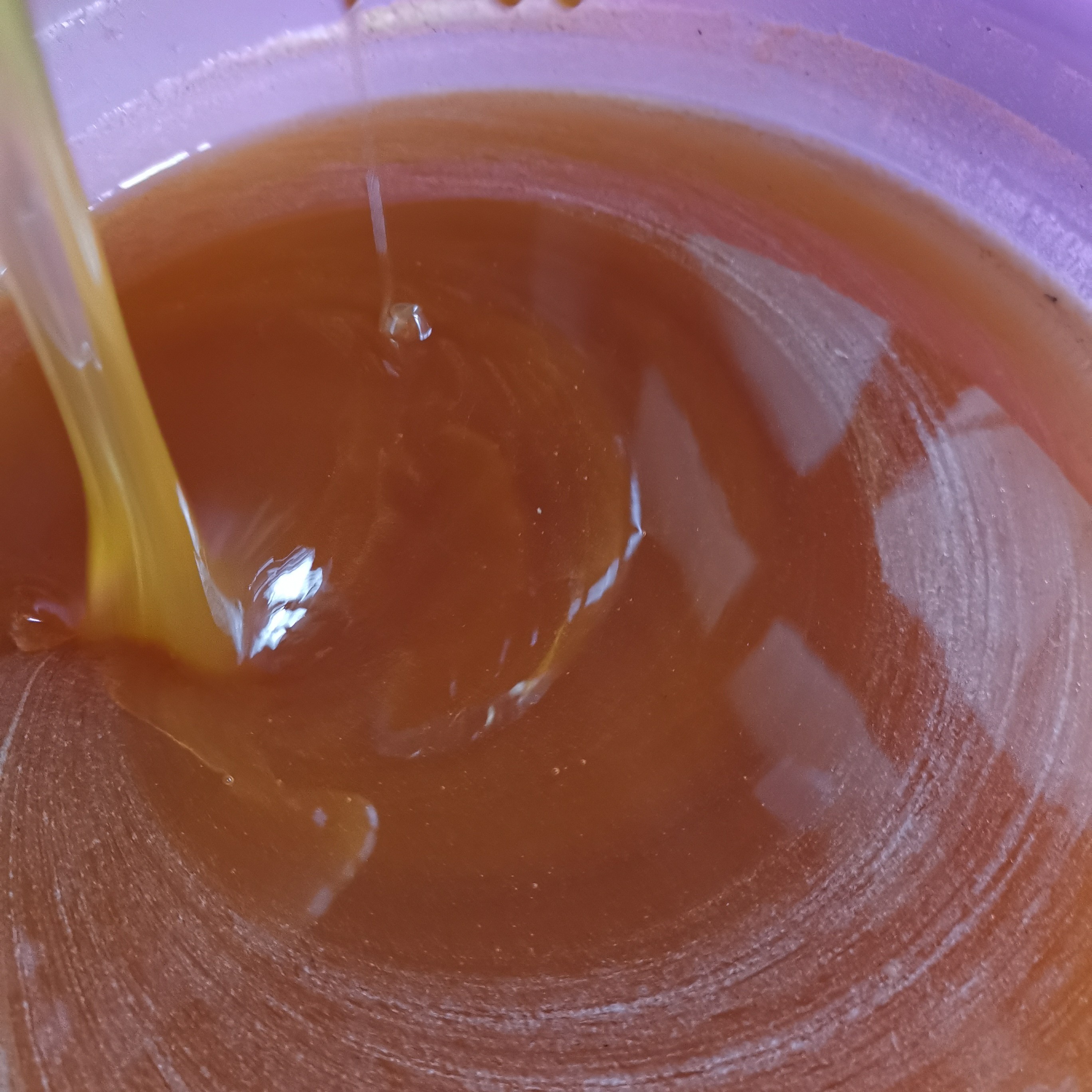 纯天然枇杷花蜜枇杷蜂场直采