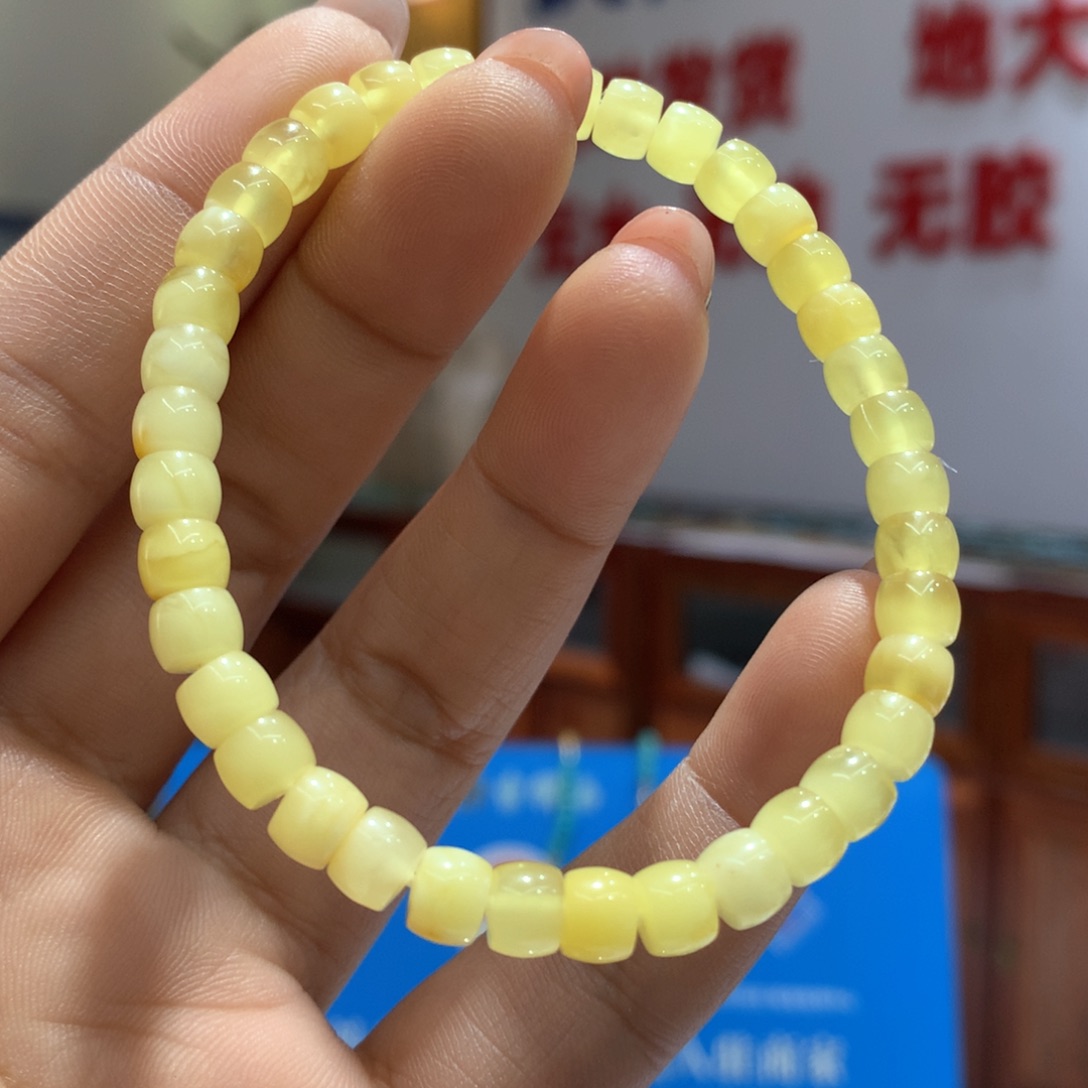 琥珀手串未镶嵌单圈