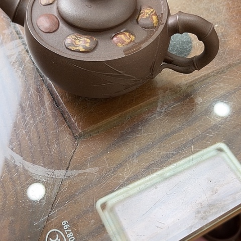 紫砂茶壶A****粒宜兴紫砂