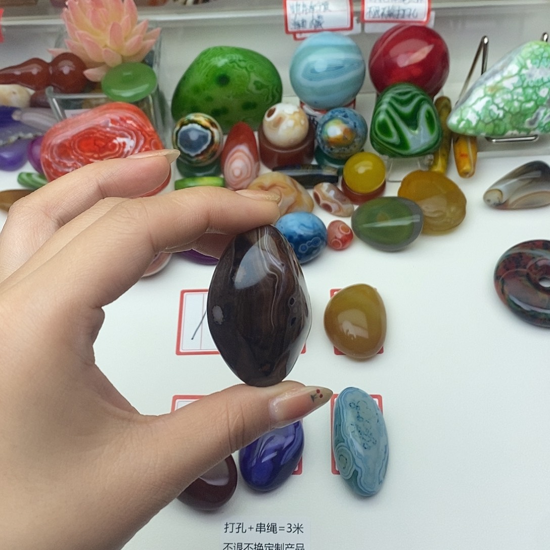 玛瑙/玉髓未镶嵌颈饰