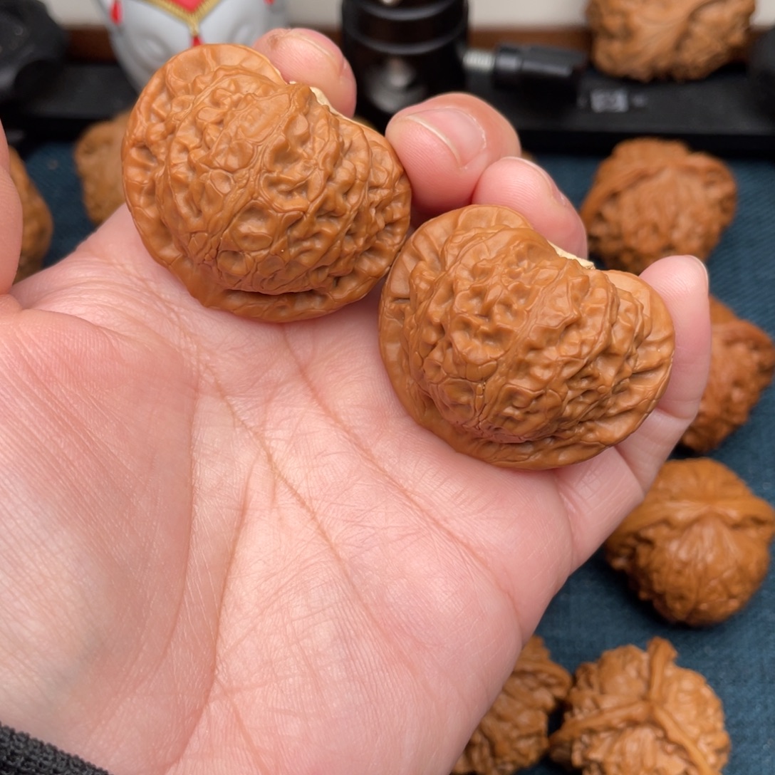 辉***@文玩核桃把件全品宫灯42