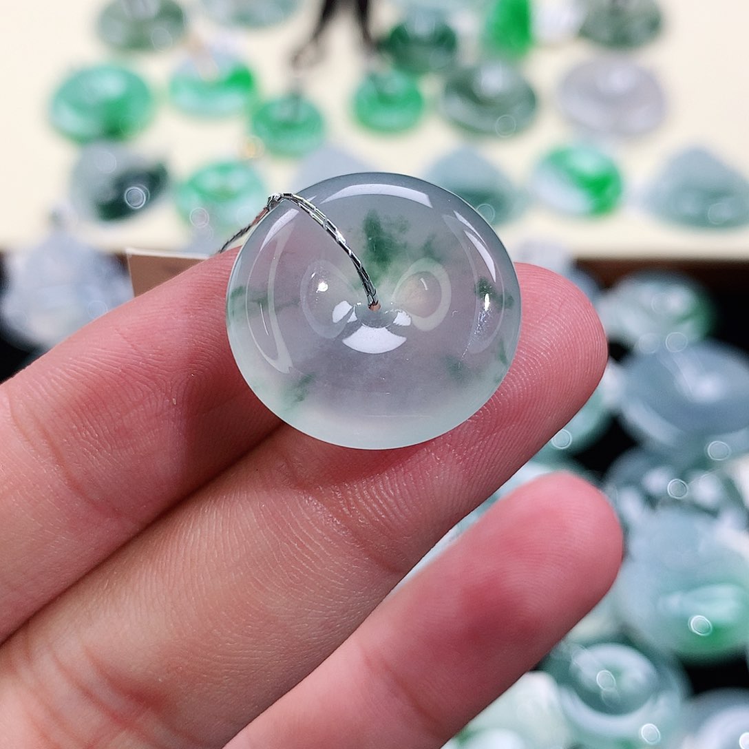 翡翠未镶嵌颈饰翡翠22.3-6.1