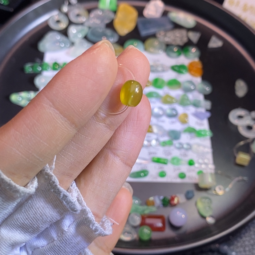 【闪购商品】翡翠挂件未镶嵌珠
