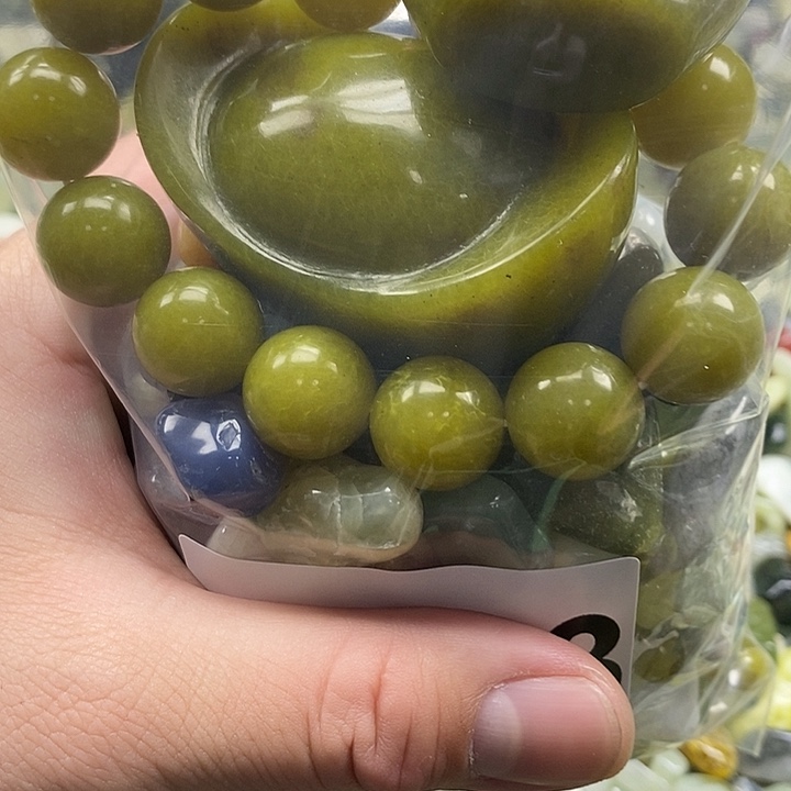 岫玉鱼缸石未镶嵌