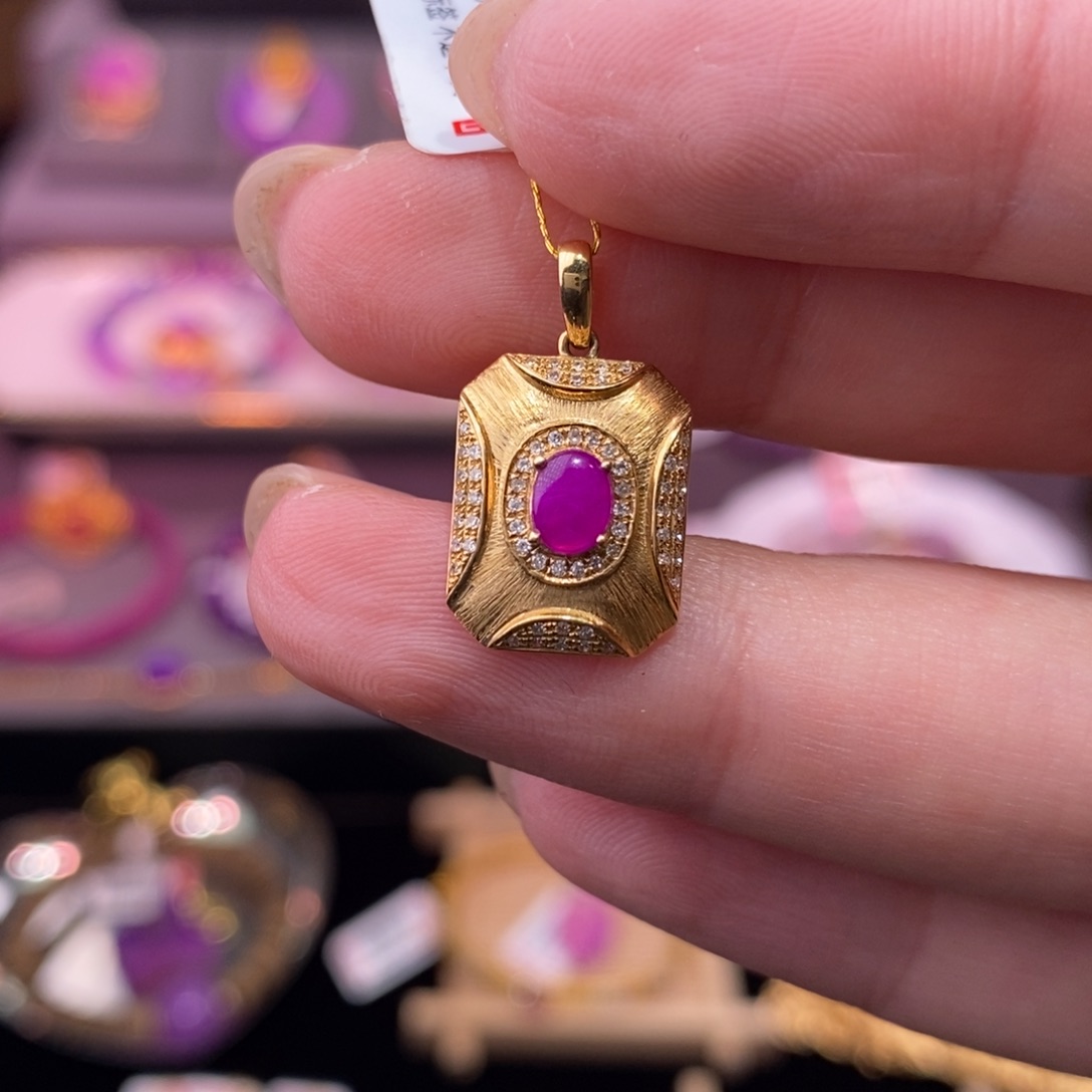 苏纪石（舒俱来）18K金镶嵌吊坠(不含链)