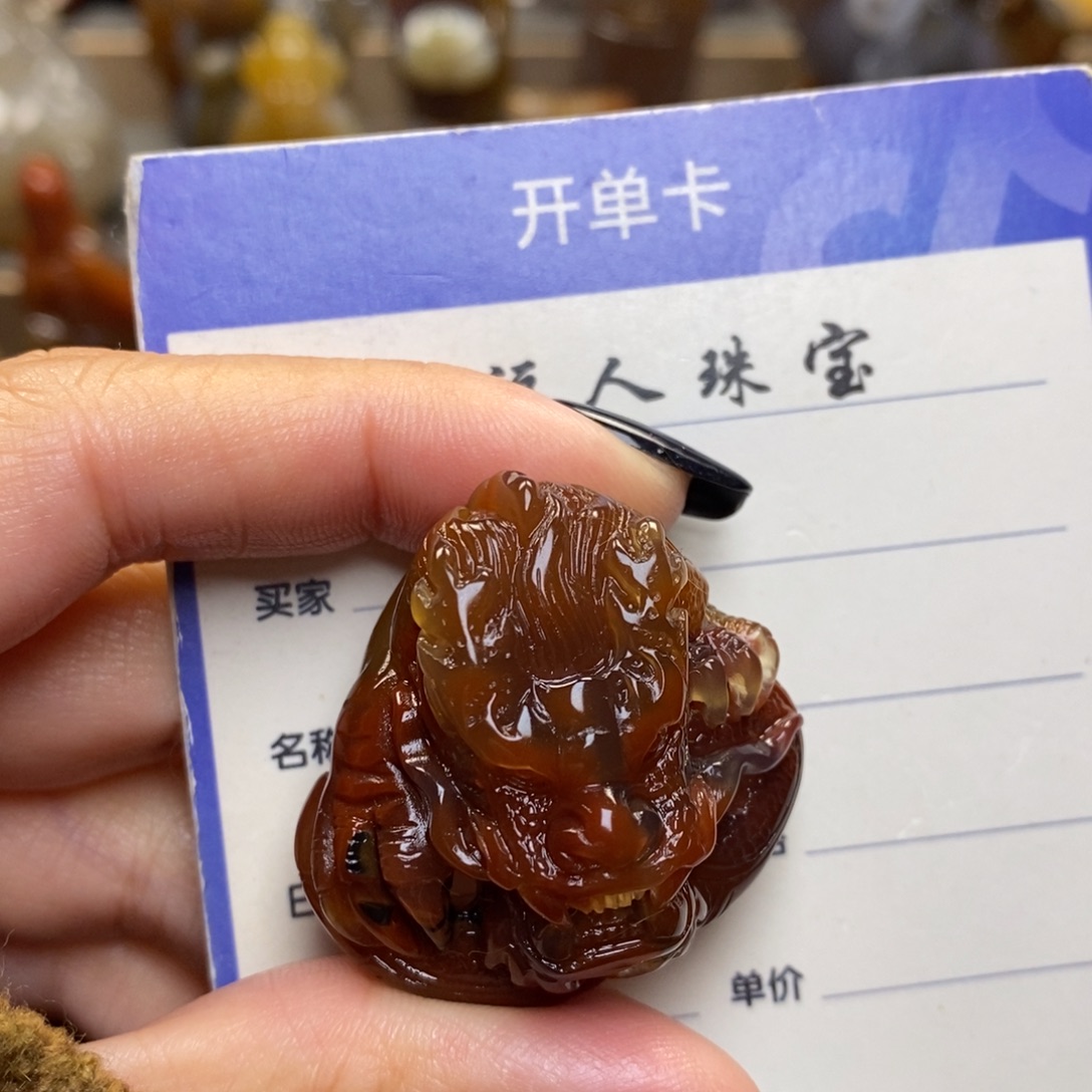 桂***源玛瑙/玉髓未镶嵌挂件