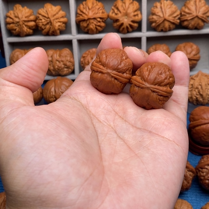 文玩核桃把件精品小手捻