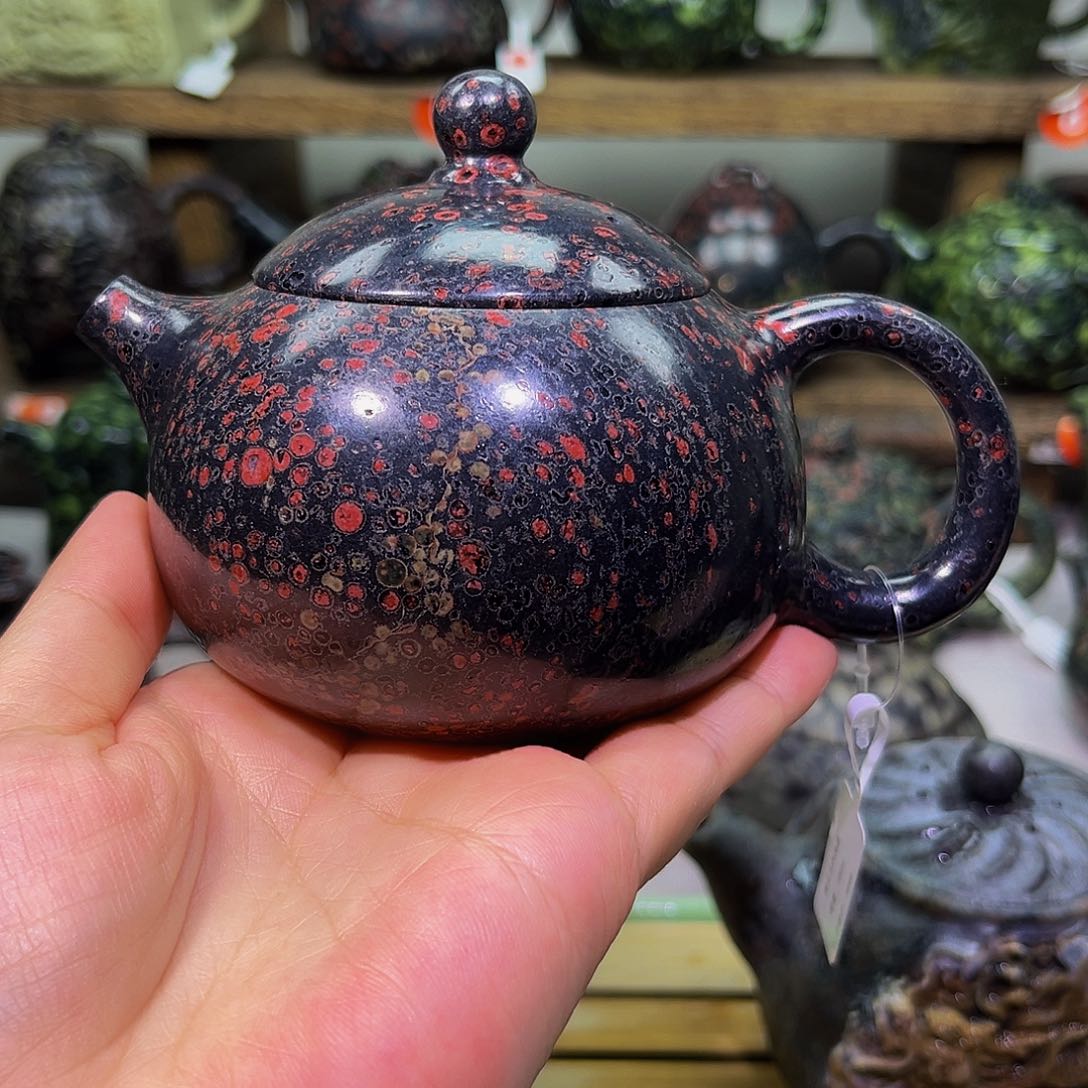 大*?石材梅花玉西施壶