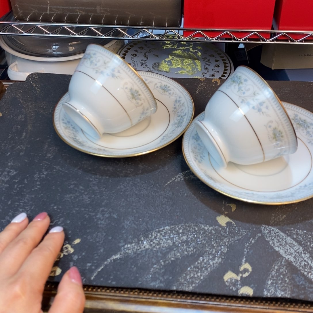 瓷器哈哈哈哈哈哈哈