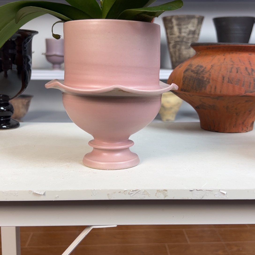 完***H景德镇手工花盆2个