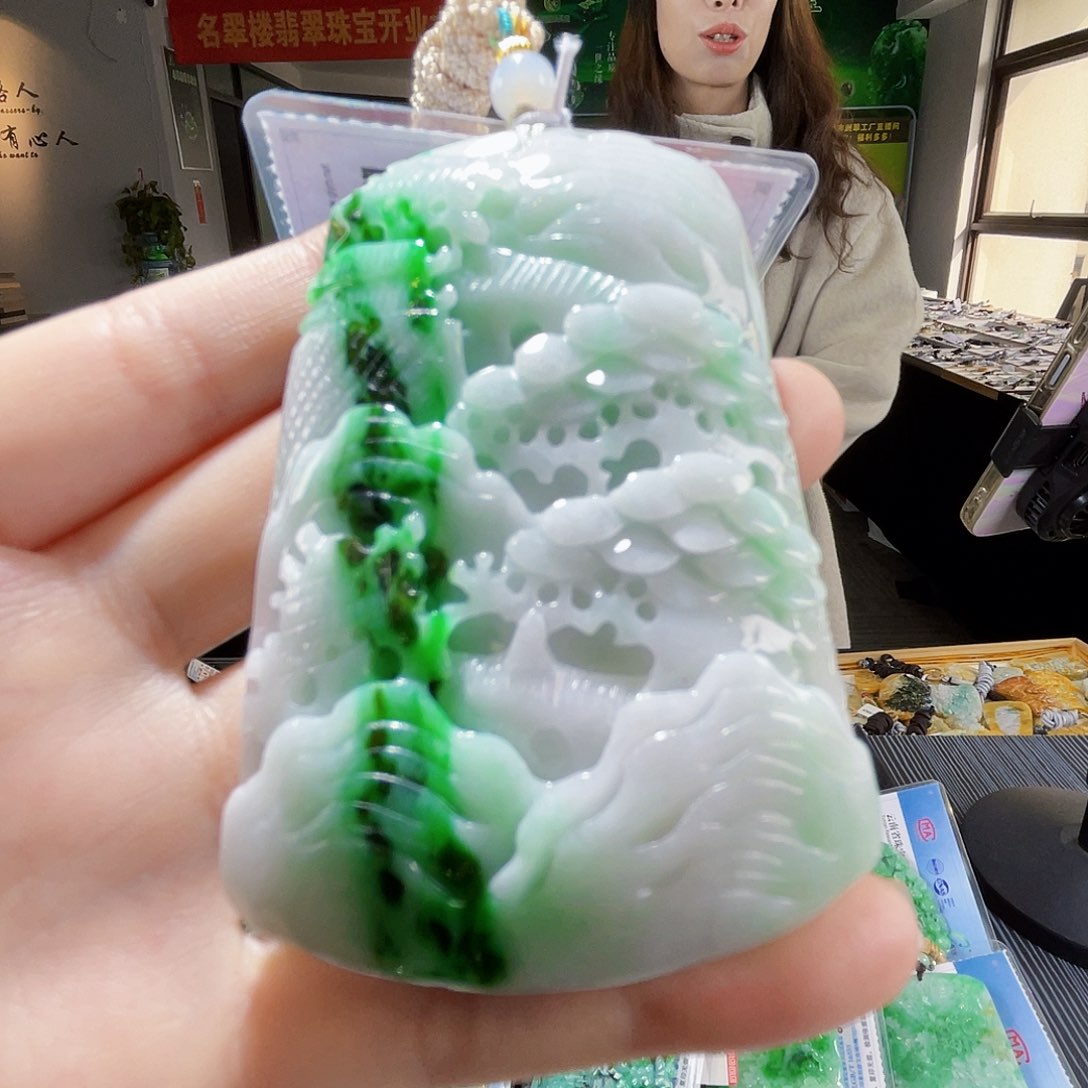 颈饰未镶嵌翡翠翡翠