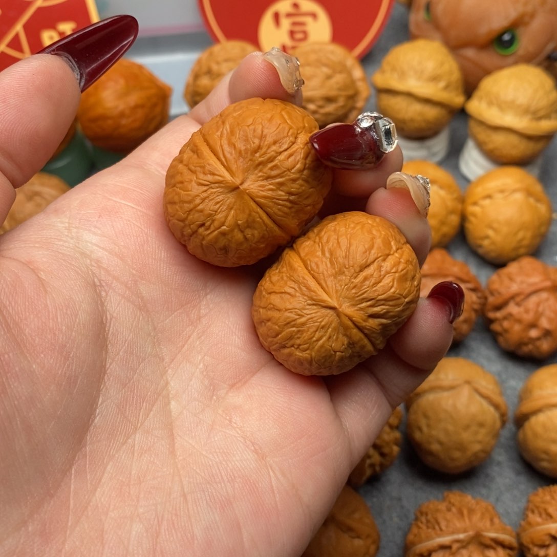 文玩核桃把件福瓜元宝