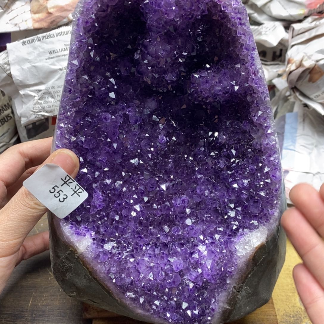 紫晶乌拉圭未镶嵌