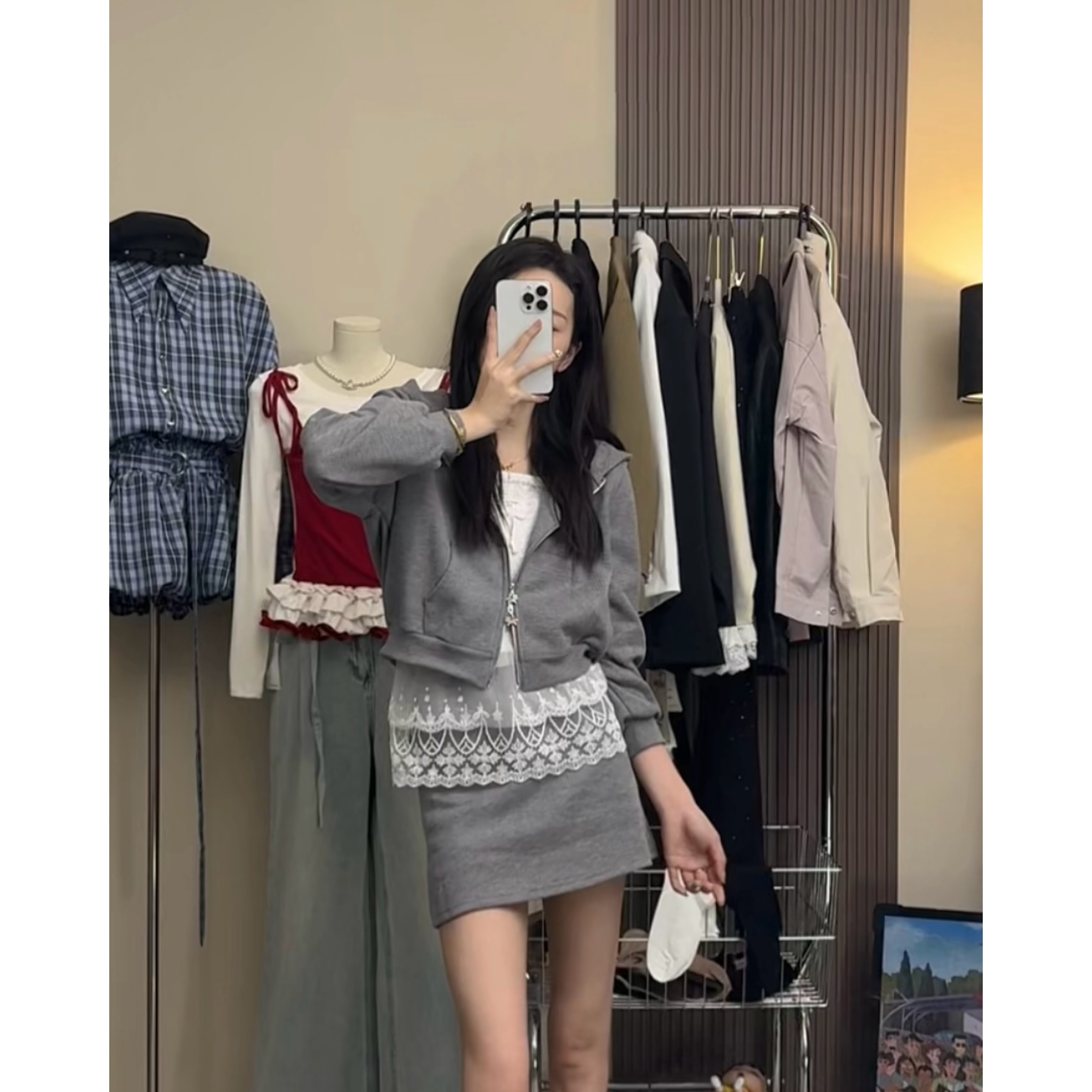 【DAMAI】连帽卫衣外套高腰半身裙蕾丝吊带设计时尚三件套套装女春