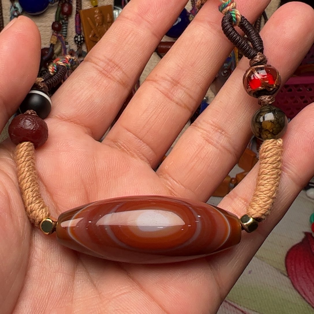 玛瑙/玉髓颈饰未镶嵌