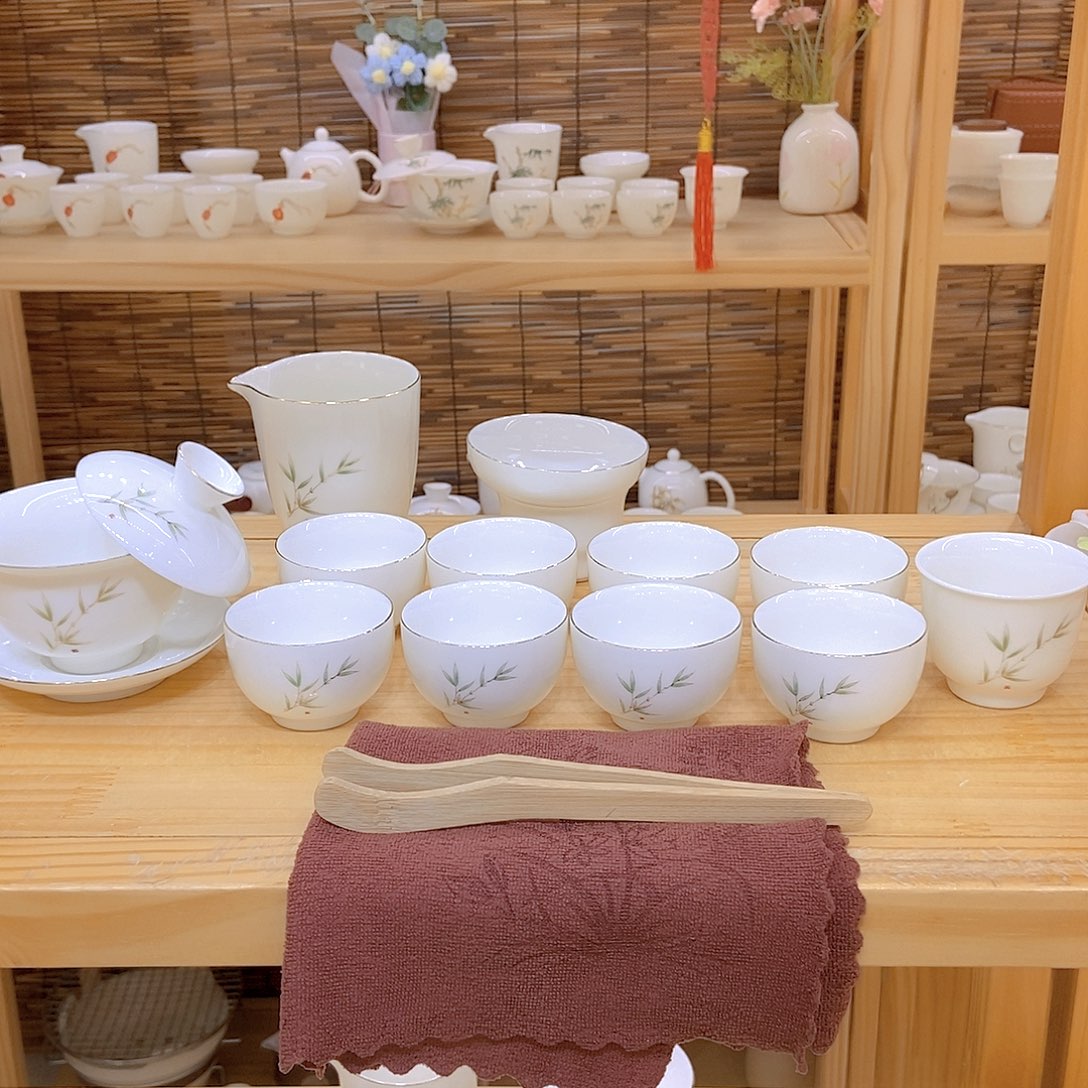 羊脂玉瓷茶具套装