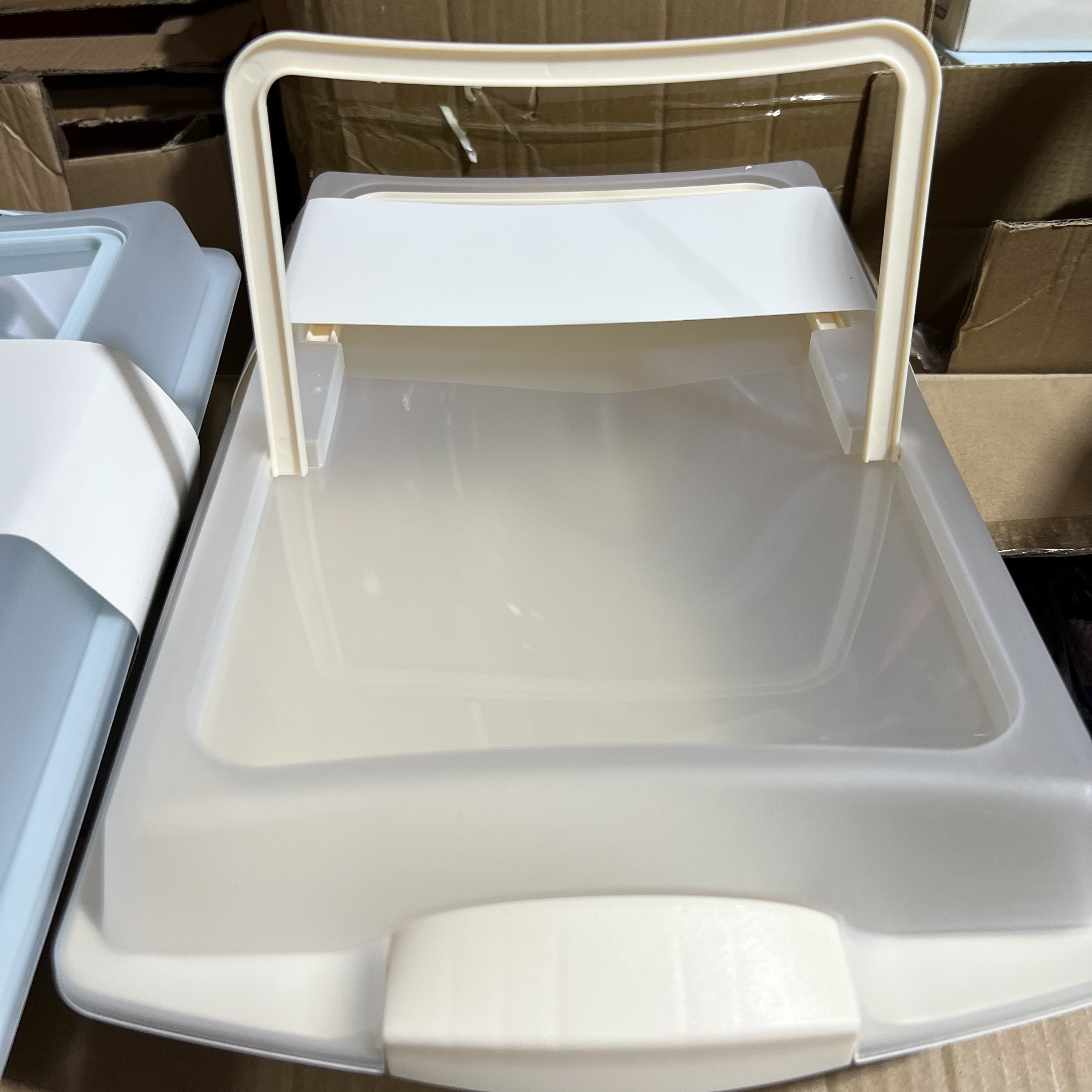 可移动免安装纯色注塑成型收纳箱盒子防尘整理盒冰箱