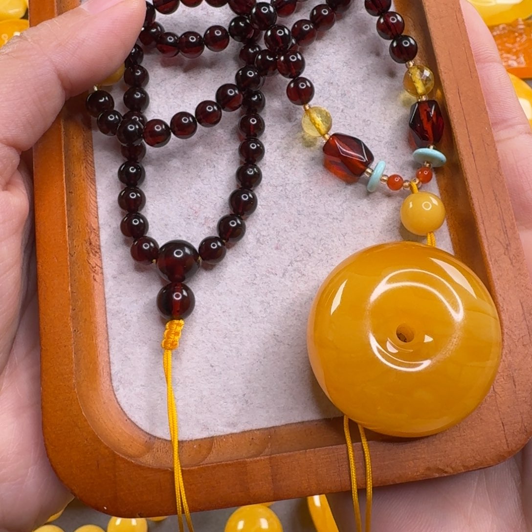 蜜蜡毛衣链未镶嵌