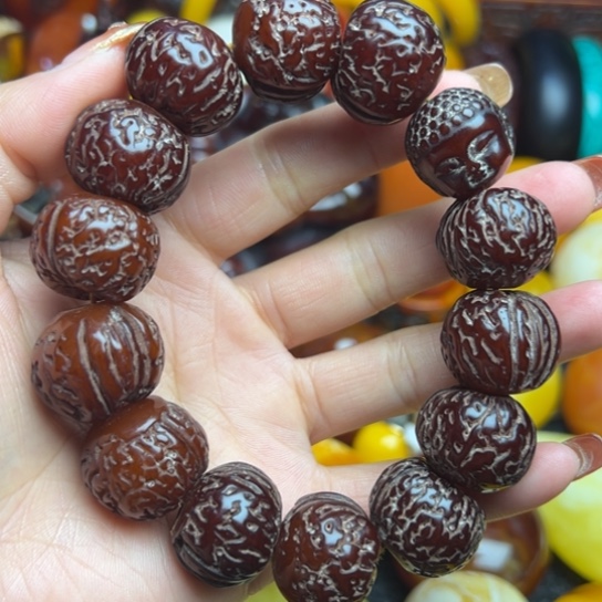 琥珀手串未镶嵌蜜蜡