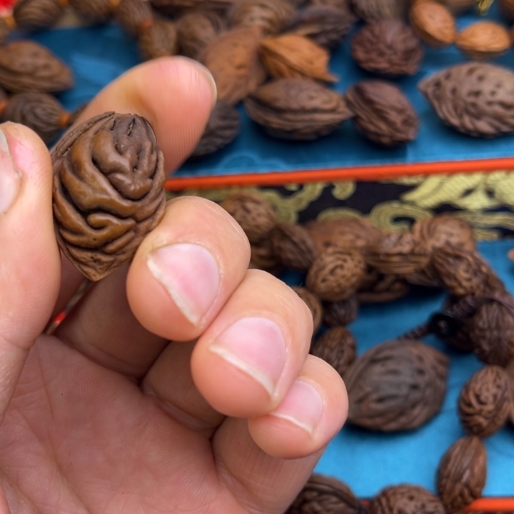 佛***木质非金属桃枭手串桃枭手串