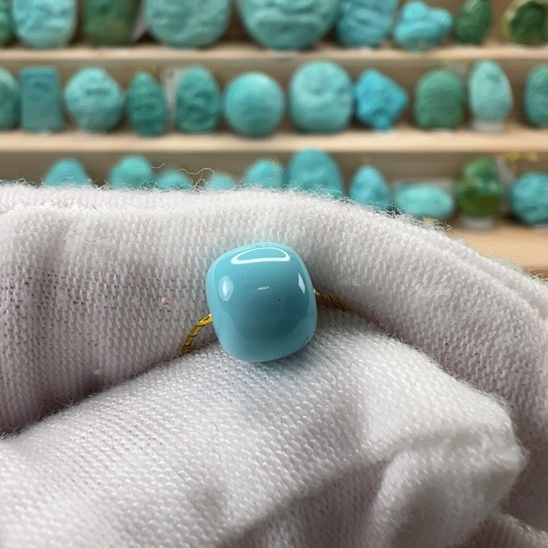 未镶嵌绿松石老型珠7.3x6.4mm
