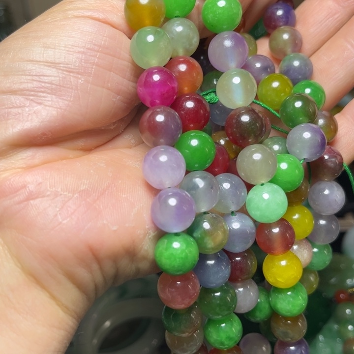 M***张翡翠未镶嵌颈饰翡翠手链888888