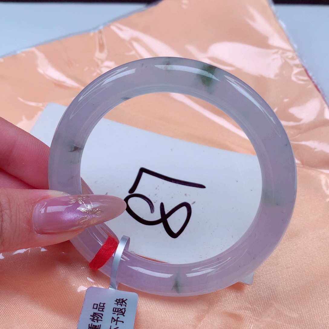 翡翠手镯未镶嵌翡翠52