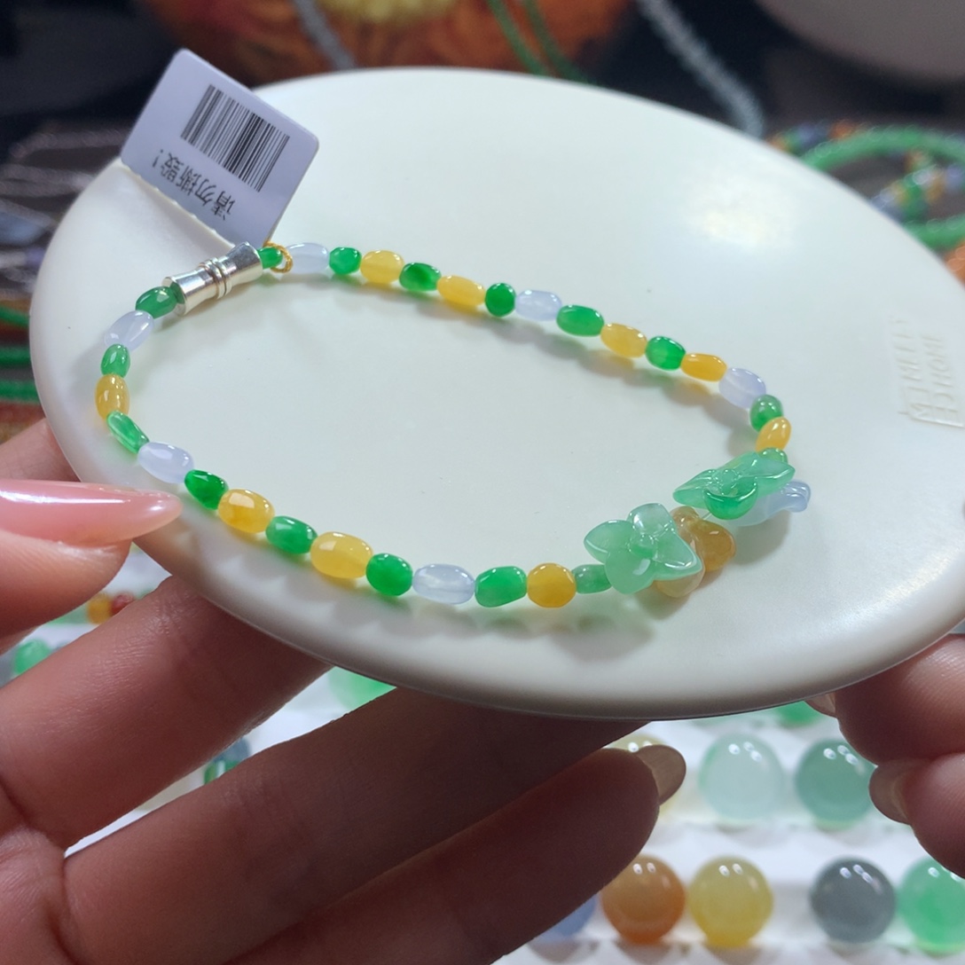 翡翠未镶嵌手链特色设计款随型太阳花手链