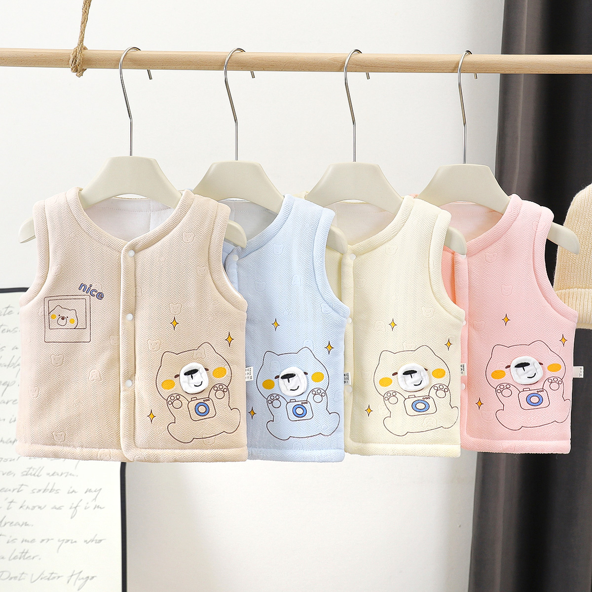 A类550克婴幼儿秋冬款加绒加厚马甲宝宝保暖坎肩外穿马夹