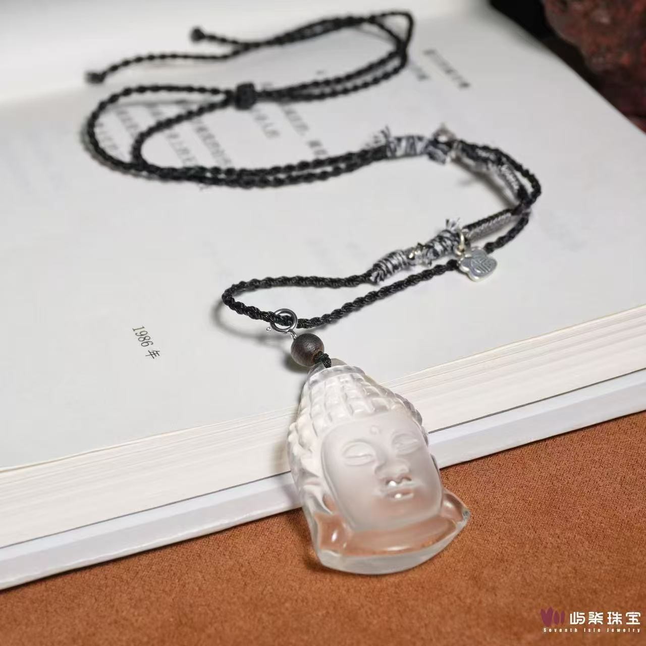 A1626 水晶银S925镶嵌 白水佛头银提溜颈饰40x26