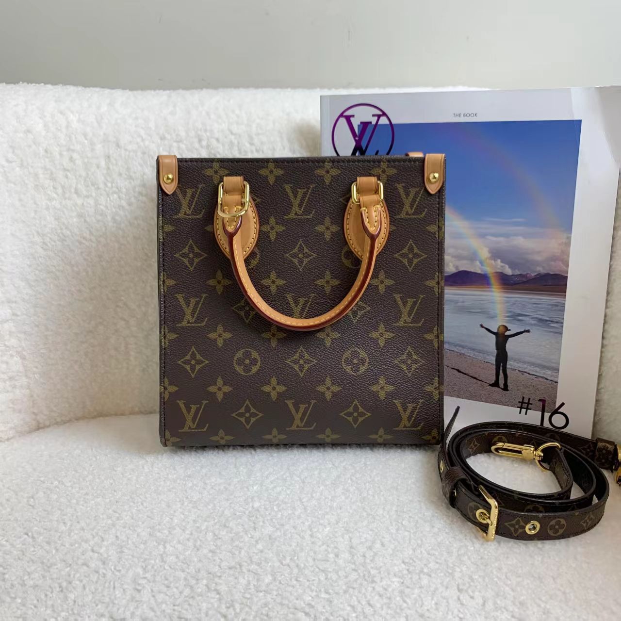 99新 LouisVuitton/路易威登 壹臻/琴谱bb包74718959/12期免息