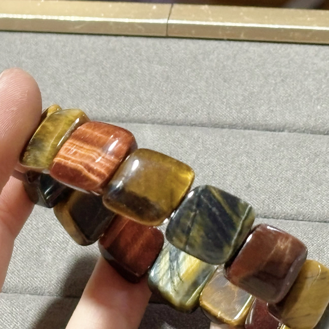 【暴富】天然彩虎眼石手牌