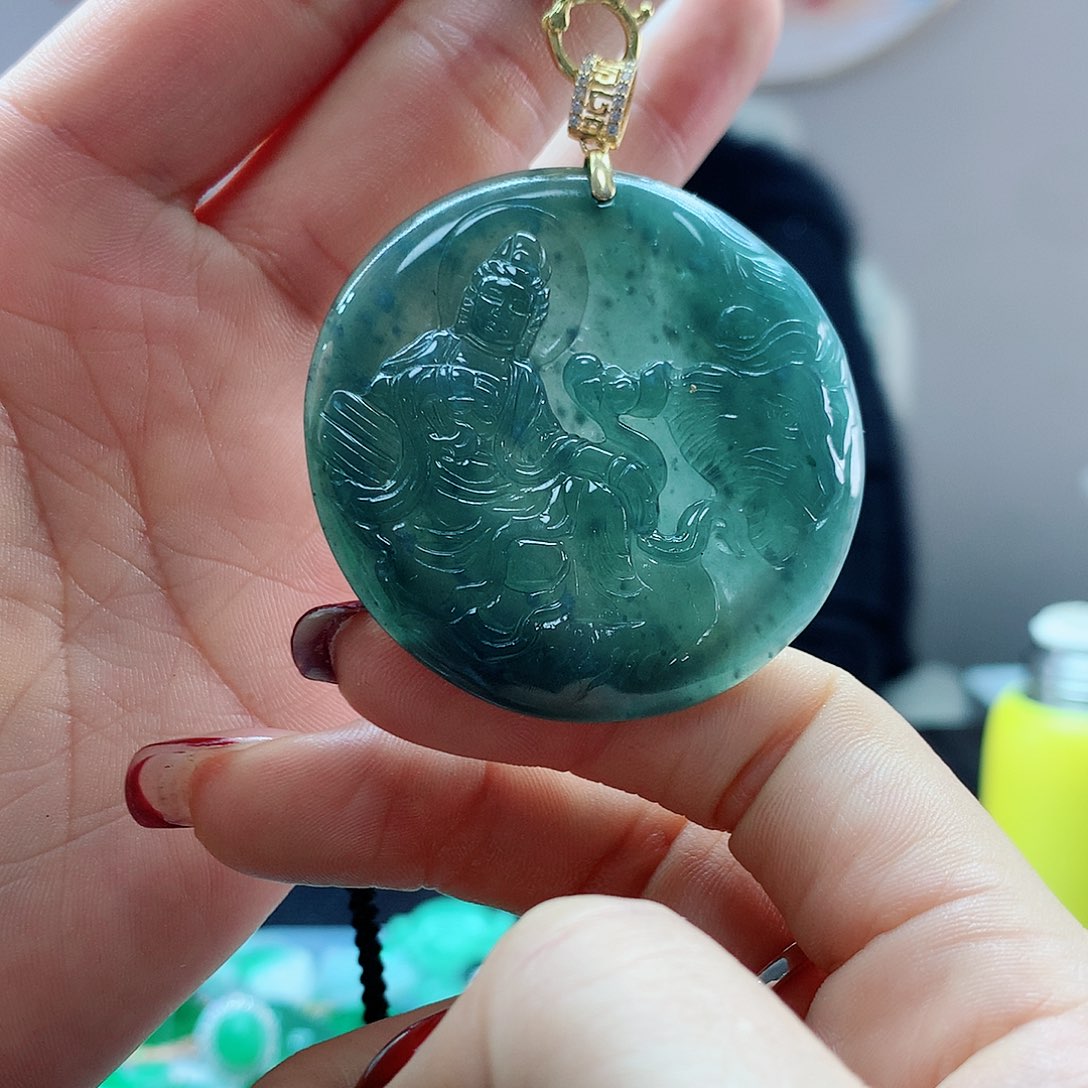 【闪购商品】翡翠吊坠(赠链)合金